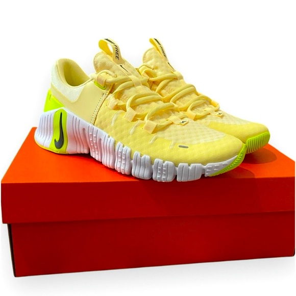 NEW Nike Metcon 5 Women's - Picture 9 of 9